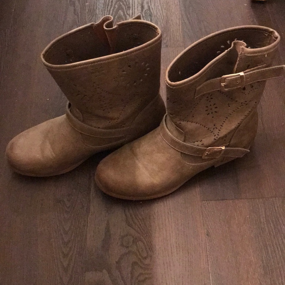 Short booties - Picture 2 of 2